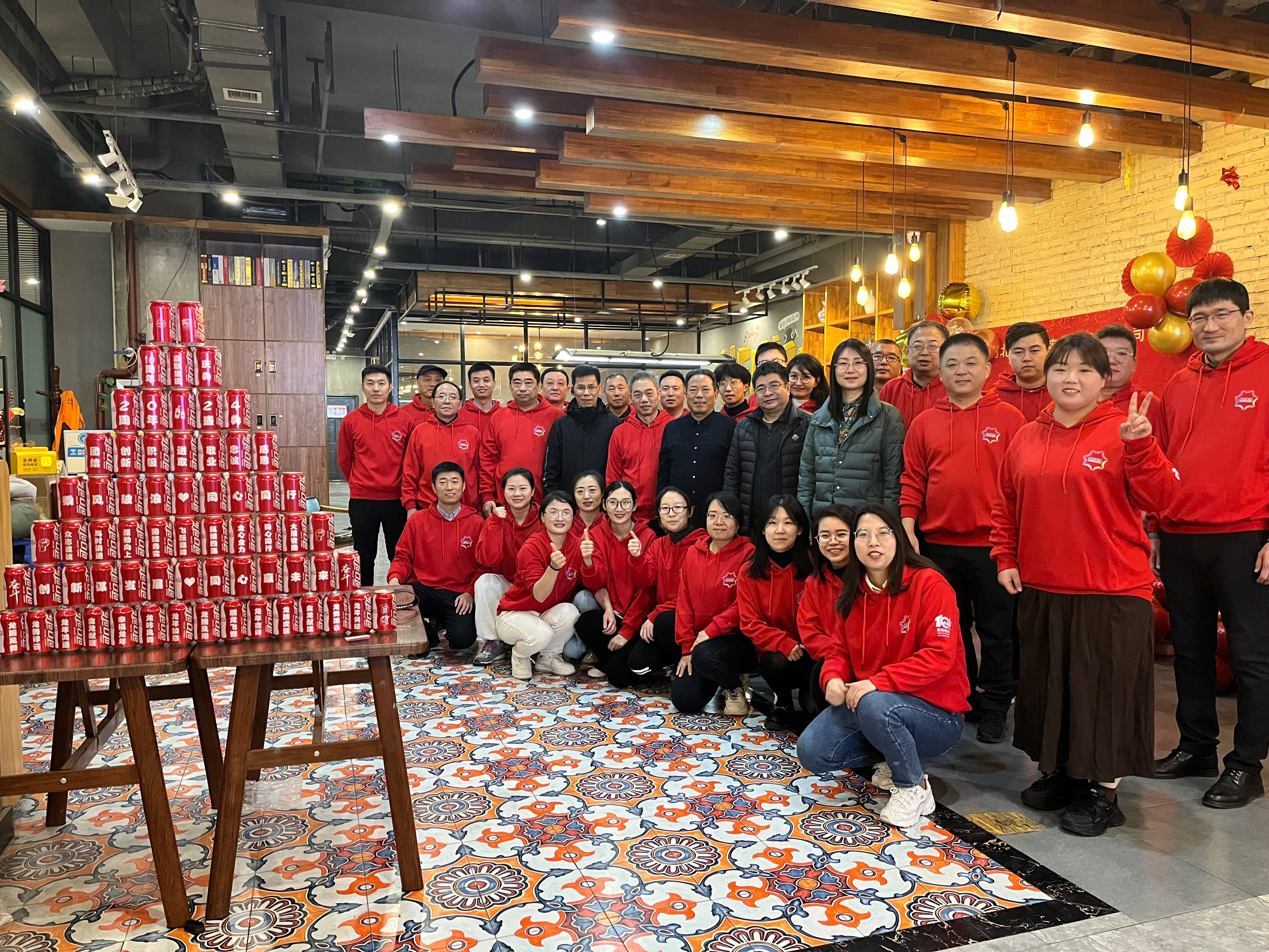 感恩同行，共贏未來——記嘉聯(lián)集團(tuán)